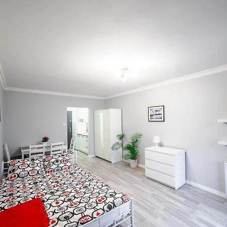 Apartament Grojecka Korotynskiego Apartment Warsaw Phòng bức ảnh